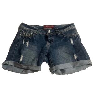 Red Rivet Women’s Distressed Cuffed Bermuda Shorts Size 17 NWT